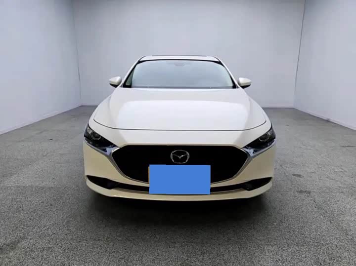 Photo 2 - Mazda 3 (Axela)