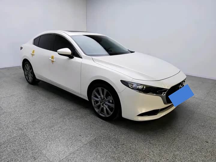 Photo 3 - Mazda 3 (Axela)