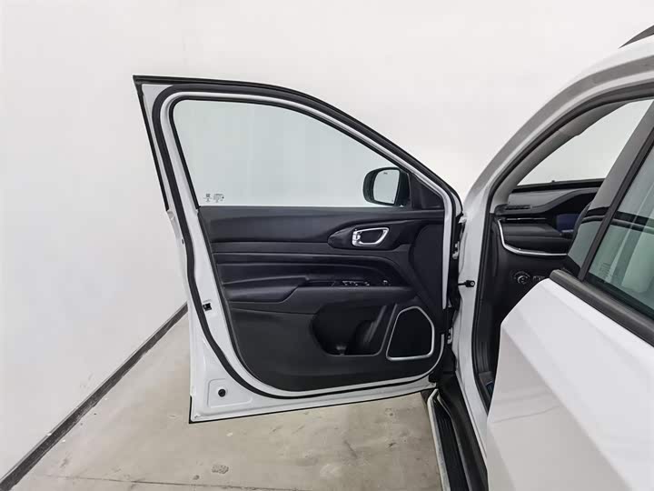 Фото 8 - Jeep Compass