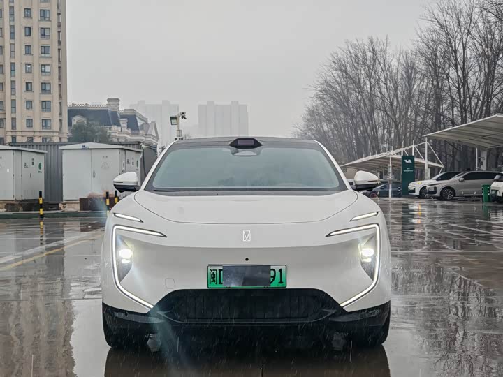 Фото 2 - Avatr 07