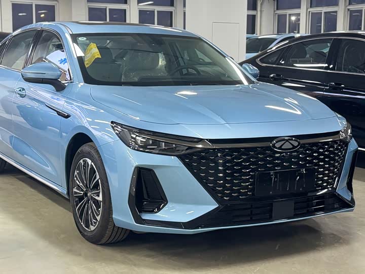 Photo 1 - Chery Fulwin A8