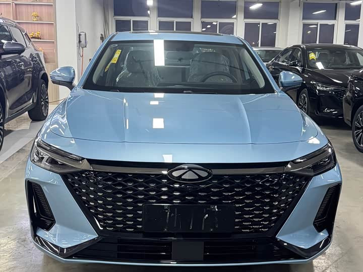 Photo 2 - Chery Fulwin A8