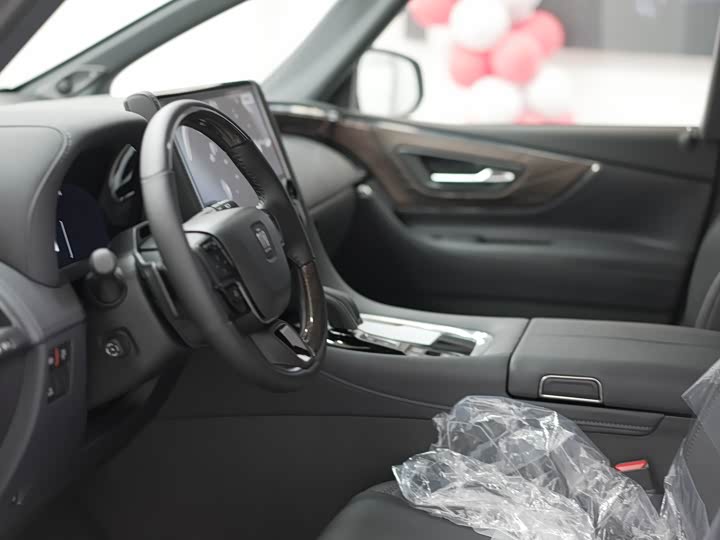 Photo 8 - Toyota Vellfire