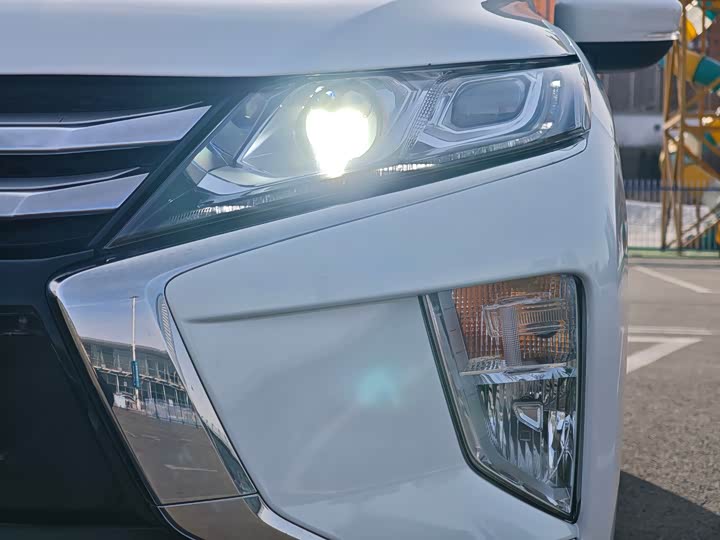 Фото 7 - Mitsubishi Eclipse Cross