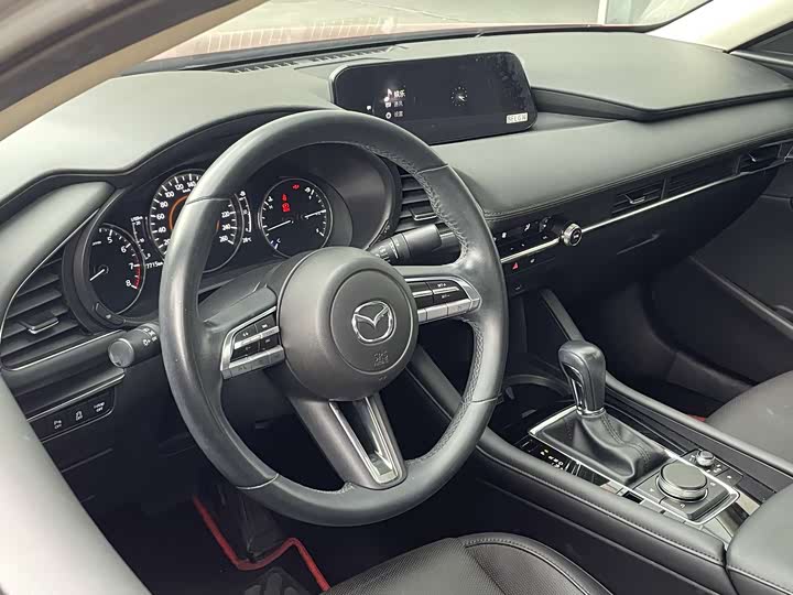 Фото 5 - Mazda 3 (Axela)