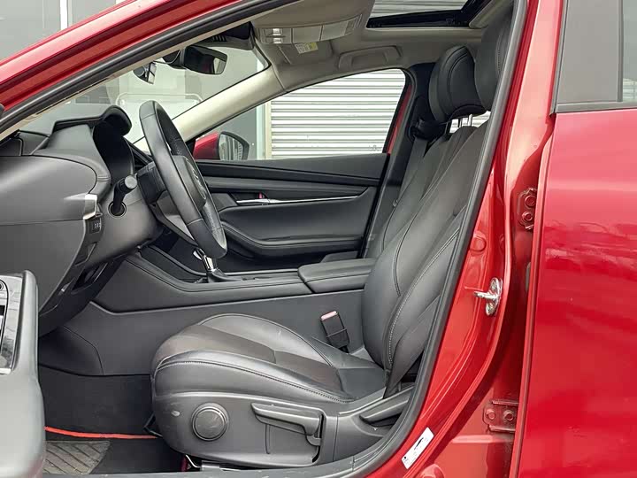 Фото 6 - Mazda 3 (Axela)