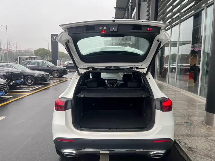 Фото 8 - Mercedes-Benz GLA-Class