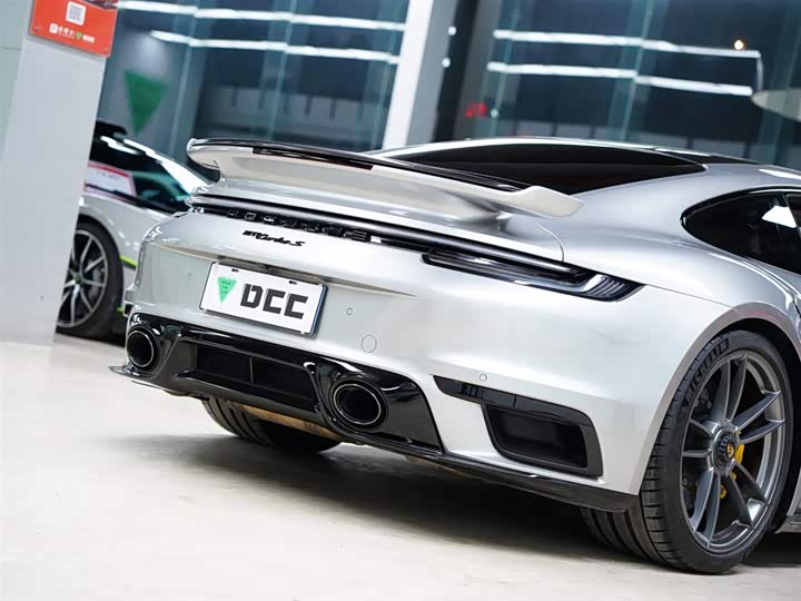 Фото 5 - Porsche 911