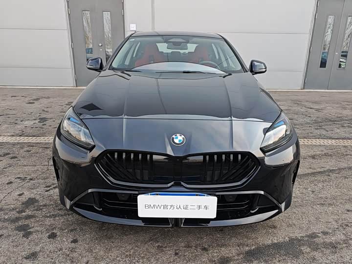 Photo 2 - BMW 2 Series