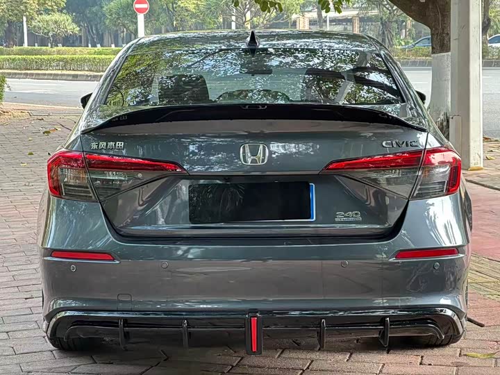 Фото 3 - Honda Civic