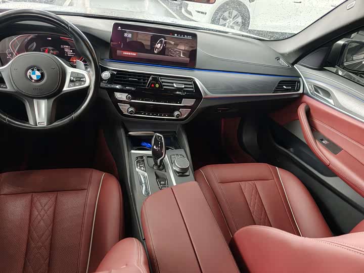 Фото 5 - BMW 5 Series