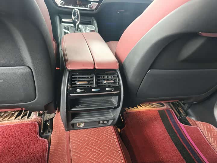 Фото 9 - BMW 5 Series