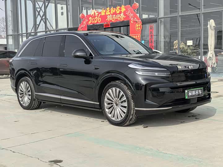 Фото 2 - Nio Onvo L90