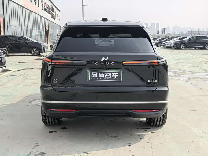 Фото 8 - Nio Onvo L90