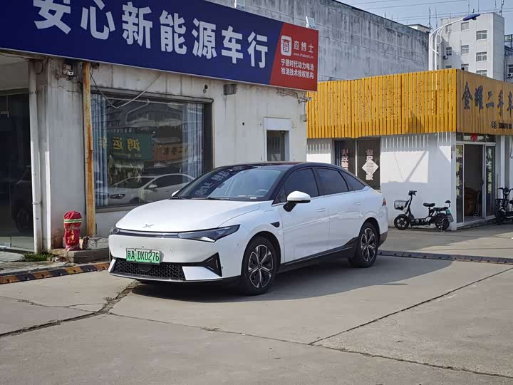 Фото 1 - XPeng P5