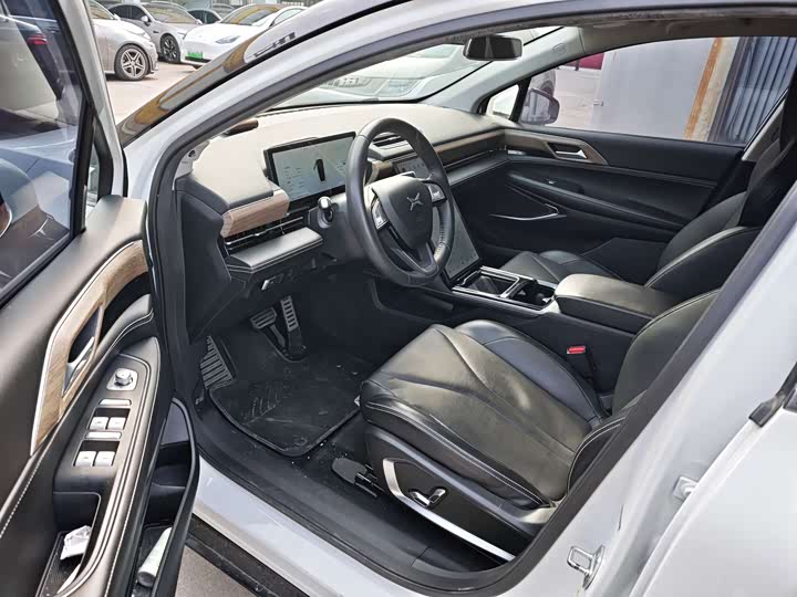 Фото 8 - XPeng P5