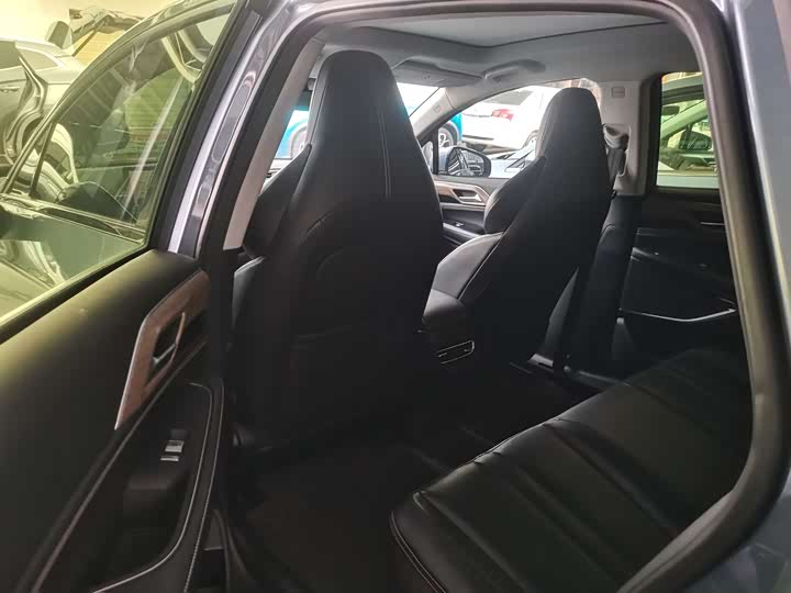 Фото 5 - XPeng P5