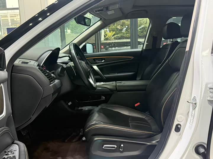 Фото 6 - Honda Avancier