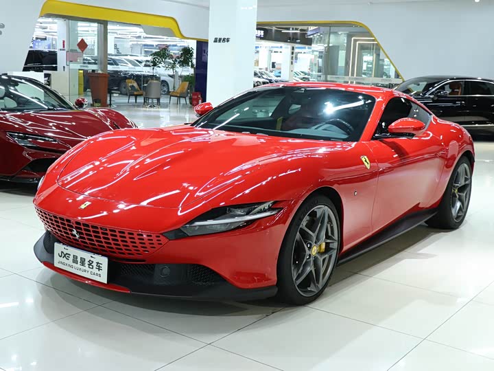 Photo 1 - Ferrari Roma