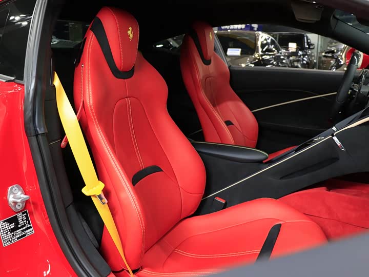 Photo 6 - Ferrari Roma