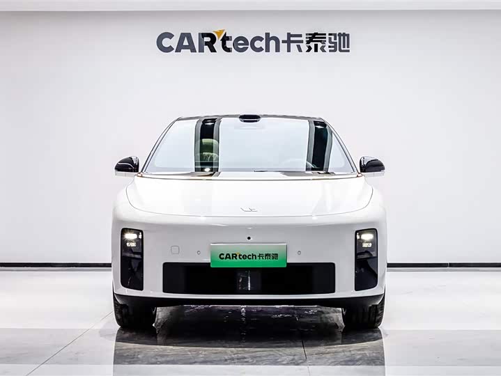 Фото 2 - LiXiang i6