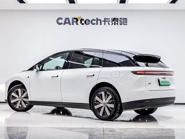 Фото 4 - LiXiang i6