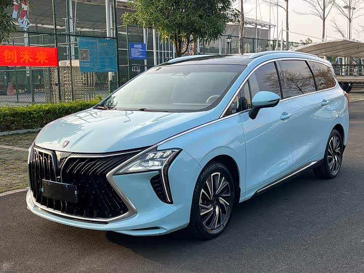 Фото 1 - Dongfeng Forthing Yacht