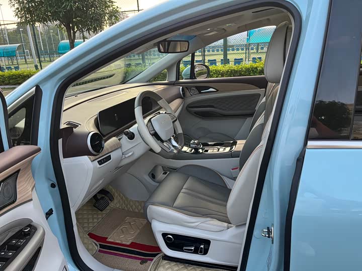 Фото 8 - Dongfeng Forthing Yacht