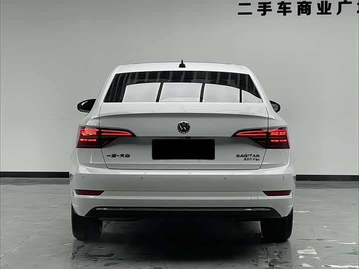 Фото 5 - Volkswagen Sagitar L