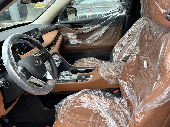 Photo 7 - Infiniti QX60