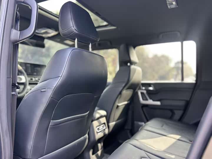 Фото 5 - BAW 212 T01