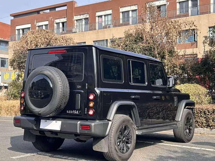 Фото 6 - BAW 212 T01