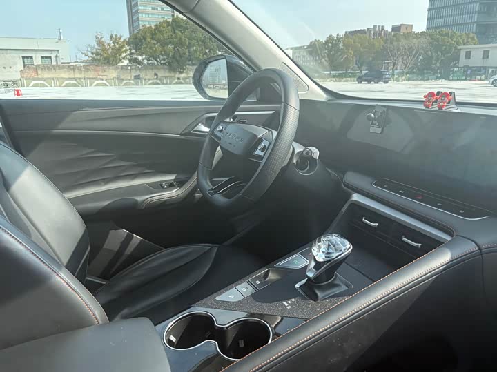 Фото 3 - Roewe RX5