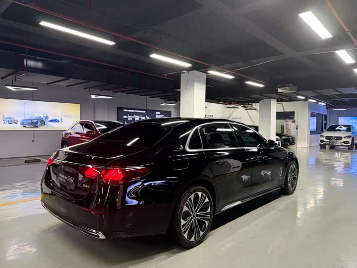 Фото 4 - Mercedes-Benz E-Class Hybrid