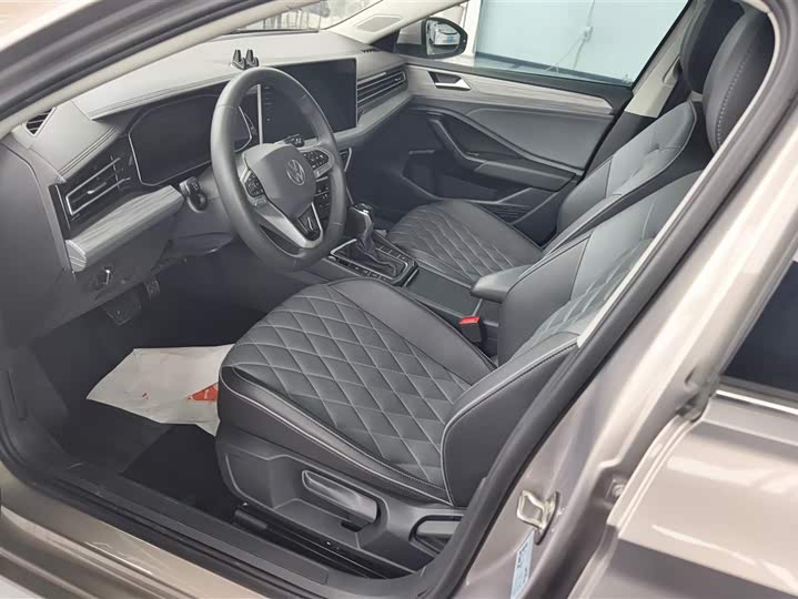 Фото 7 - Volkswagen Sagitar L