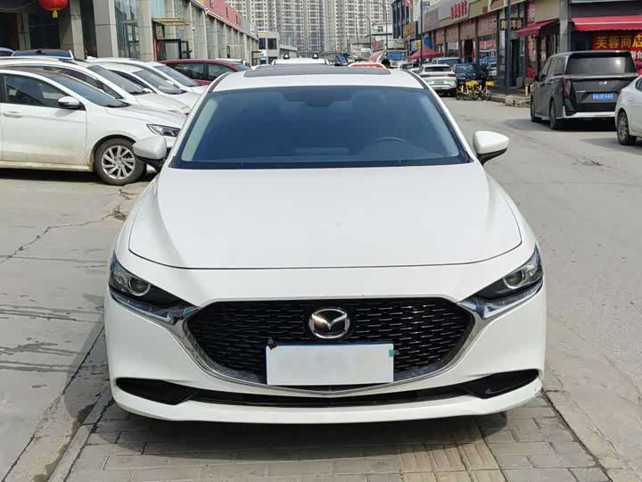 Photo 2 - Mazda 3 (Axela)