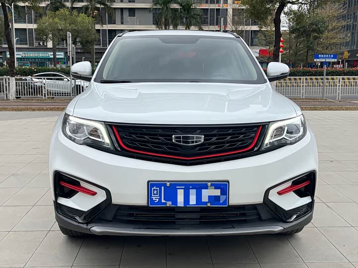 Фото 2 - Geely Atlas