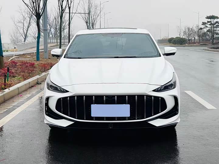 Photo 2 - MG Motor 5