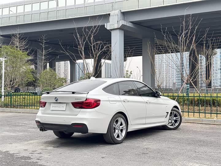 Фото 2 - BMW 3 Series GT