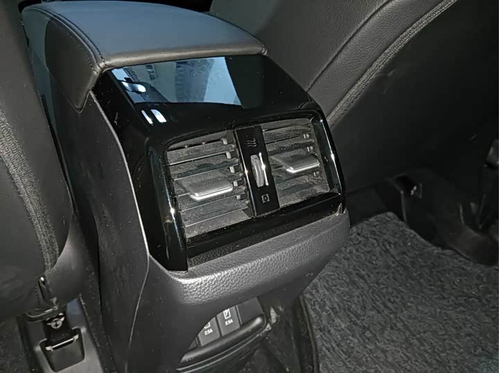 Фото 9 - Honda Envix