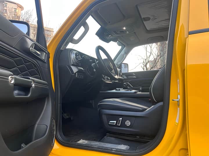 Фото 7 - Tank 300