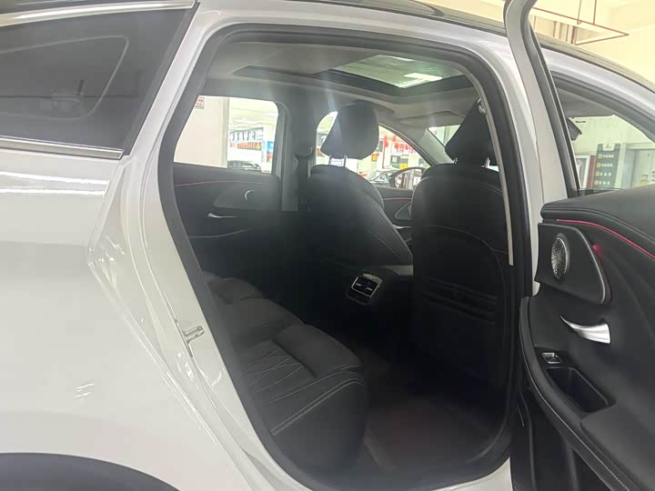 Фото 9 - Chery Arrizo 8