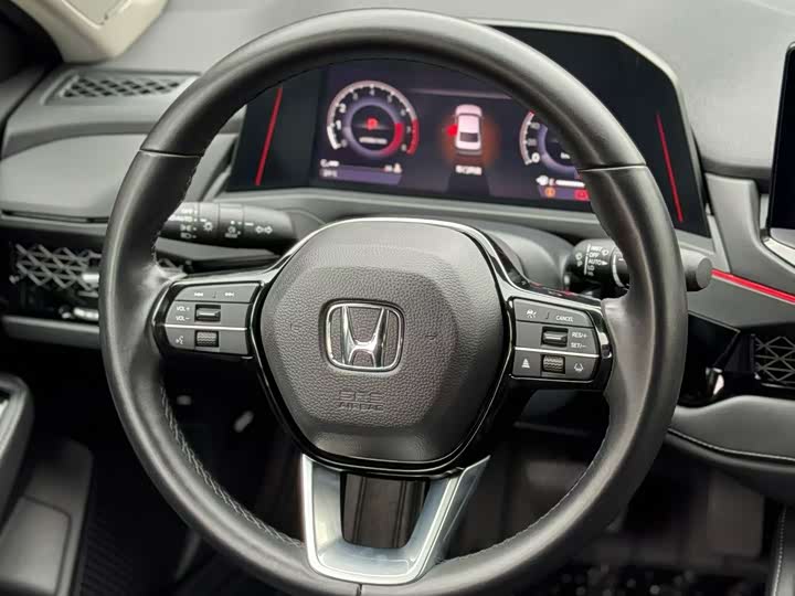 Фото 3 - Honda Accord