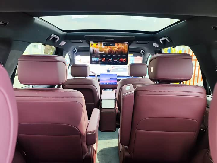 Фото 6 - Nio ES8