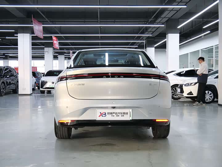 Photo 6 - GAC Aion S Max