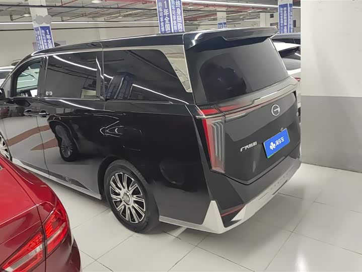 Фото 3 - GAC Trumpchi E9