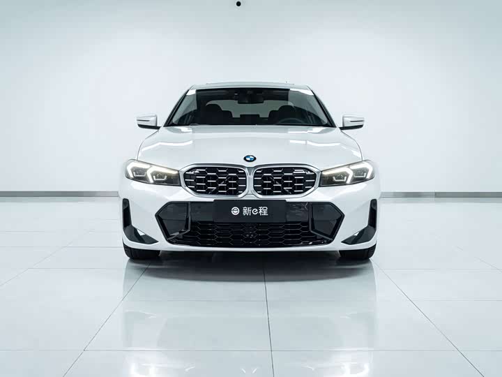 Фото 2 - BMW 3 Series