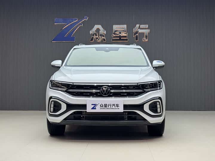 Фото 2 - Volkswagen T-Roc