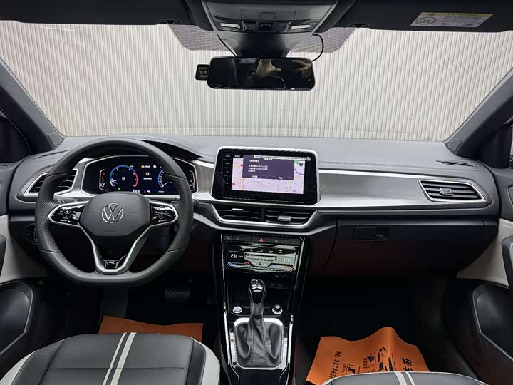 Фото 5 - Volkswagen T-Roc