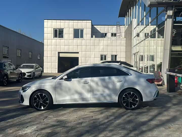 Фото 8 - Audi A3